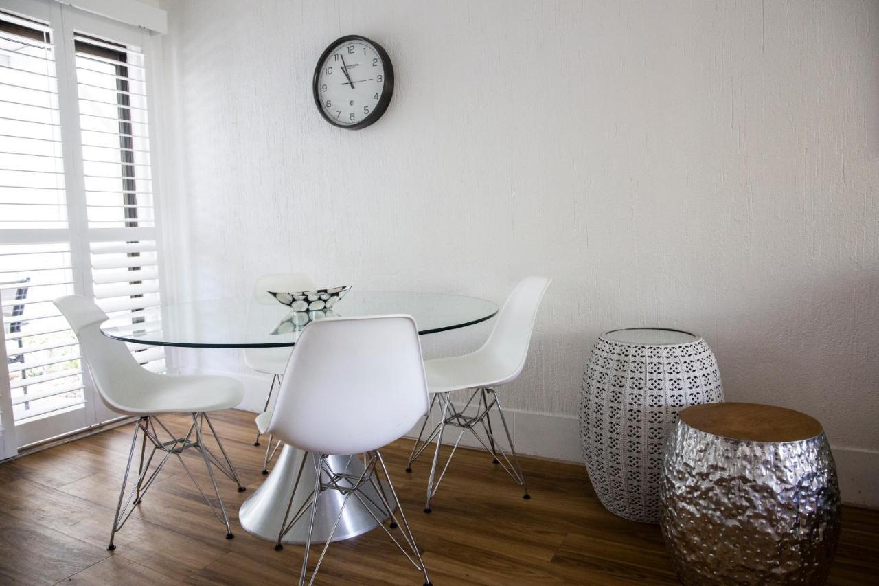 2 Bedroom Renovated Townhouse, Walk To Noosa River Noosaville Exterior foto
